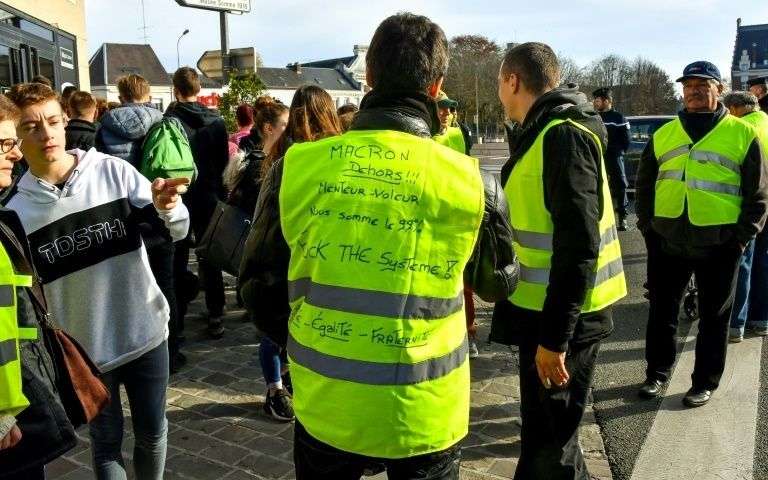 Gelbwesten bringen „Präsident der Reichen“  in Bedrängnis